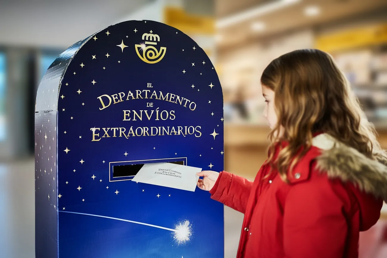 Sociedad y Vida Burgos: Los buzones mágicos de Correos llegan a Burgos para recoger los deseos de Navidad