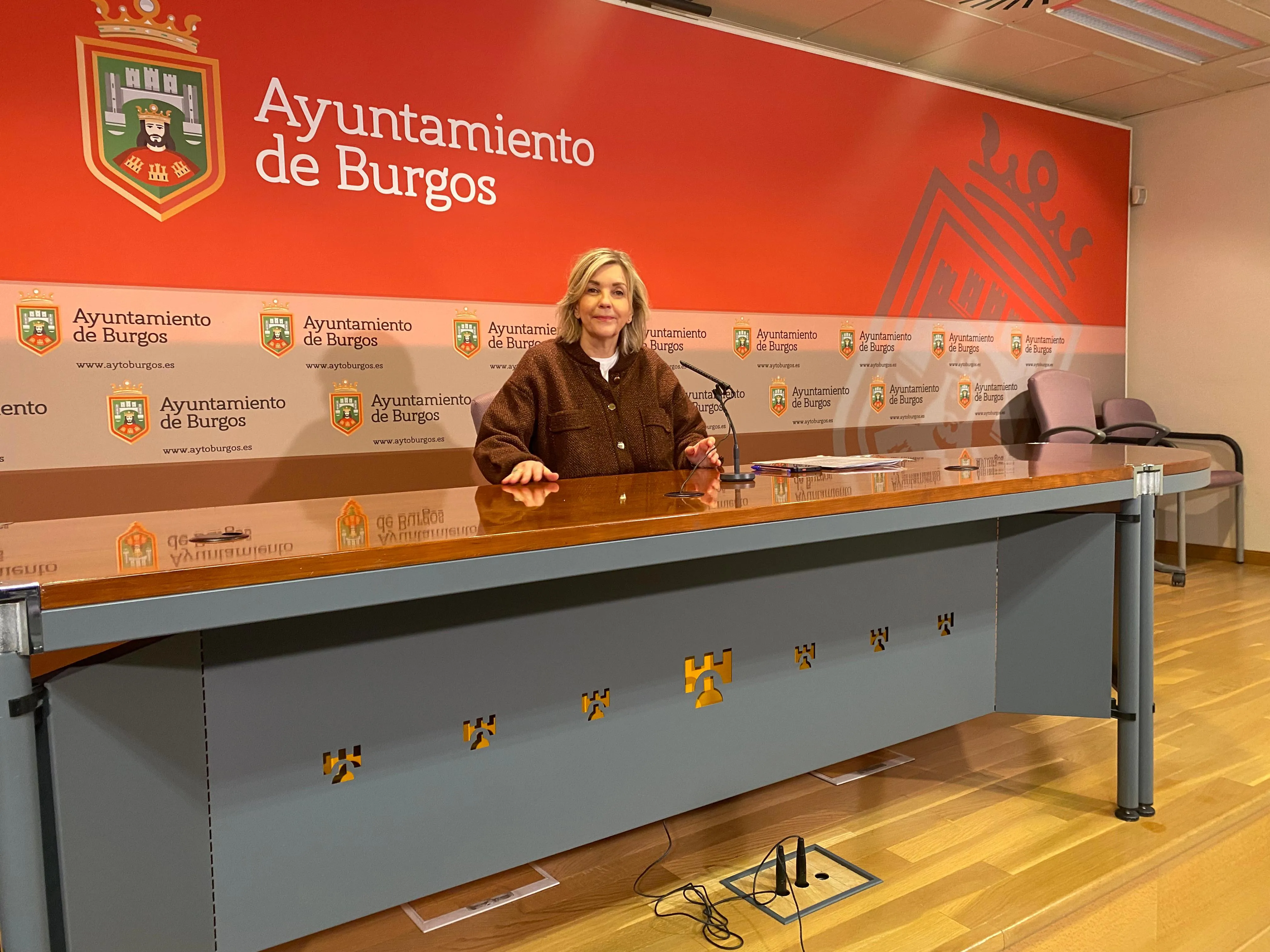 El PSOE denuncia retrasos insostenibles en convenios, subvenciones y contratos de la Gerencia de Servicios Sociales