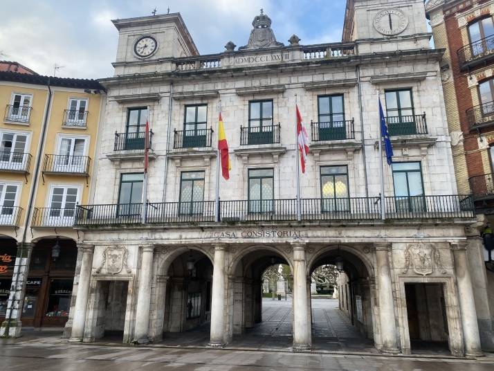 El Ayuntamiento de Burgos impulsa la carrera profesional horizontal para sus empleados públicos en 2026