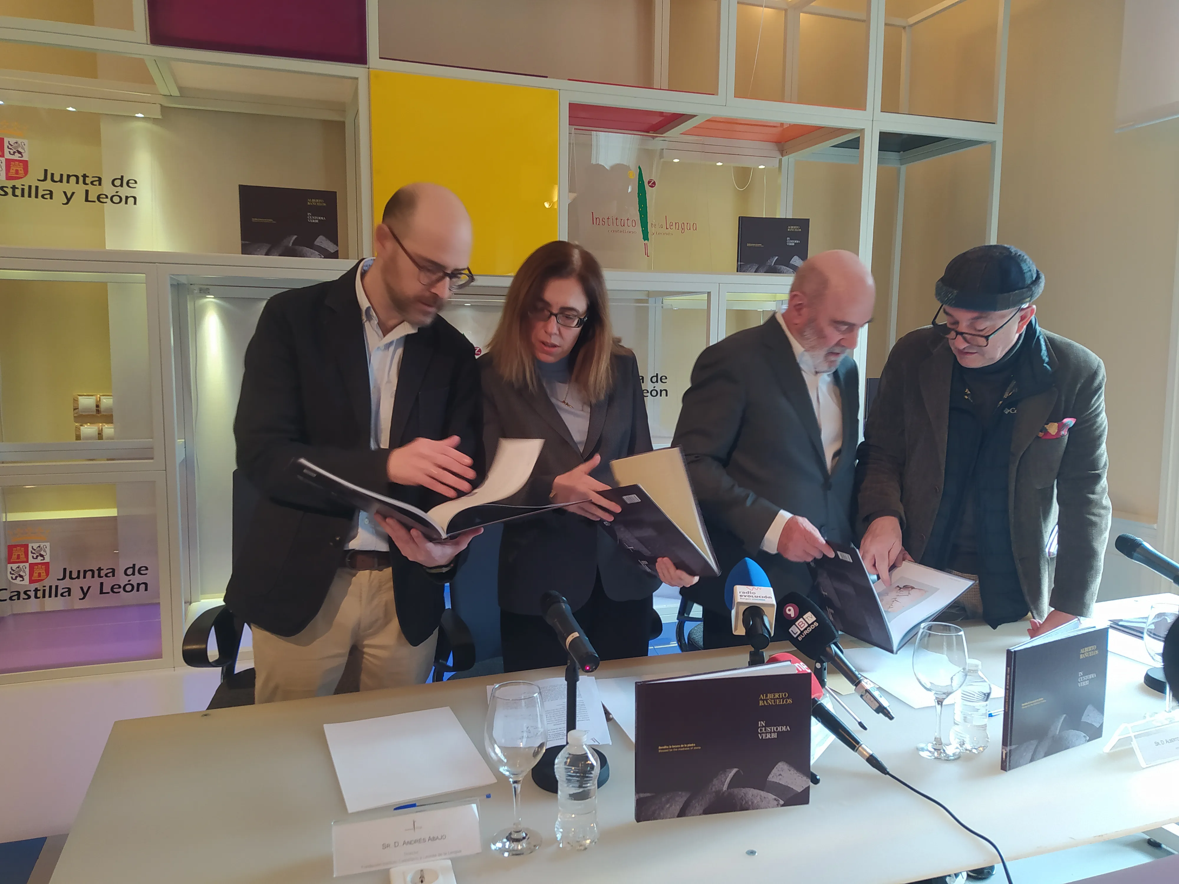 Catalogan la exposición ‘In custodia verbi. Bendita la locura de la piedra’ del artista burgalés Alberto Bañuelos