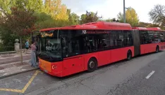 Autobuses gratuitos a Fuentes Blancas este domingo por el Día de las Peñas