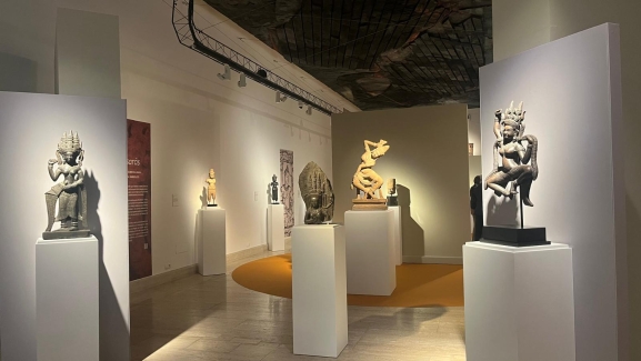 Cultural Cordón acoge ‘Sombras en el muro’, una exposición única de arte del Sudeste Asiático