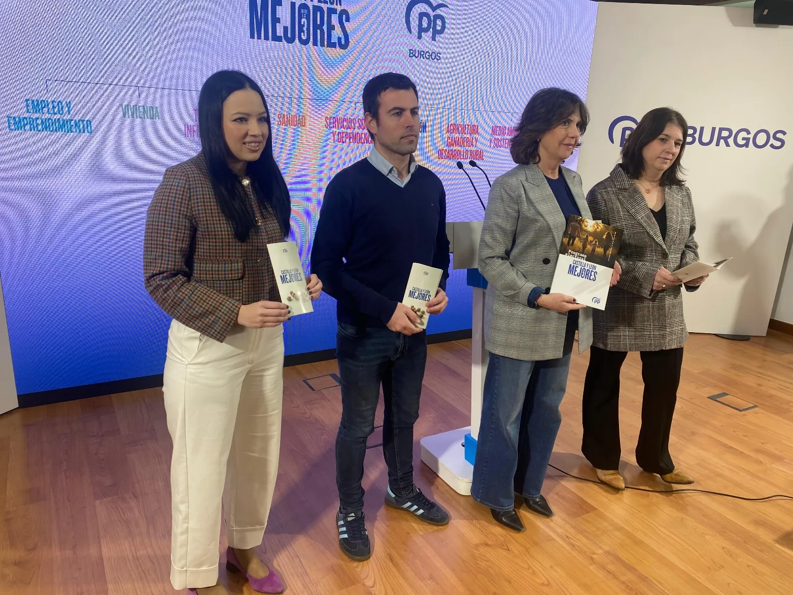 El PP promete situar a Castilla y León entre las tres comunidades líderes con su nuevo programa electoral