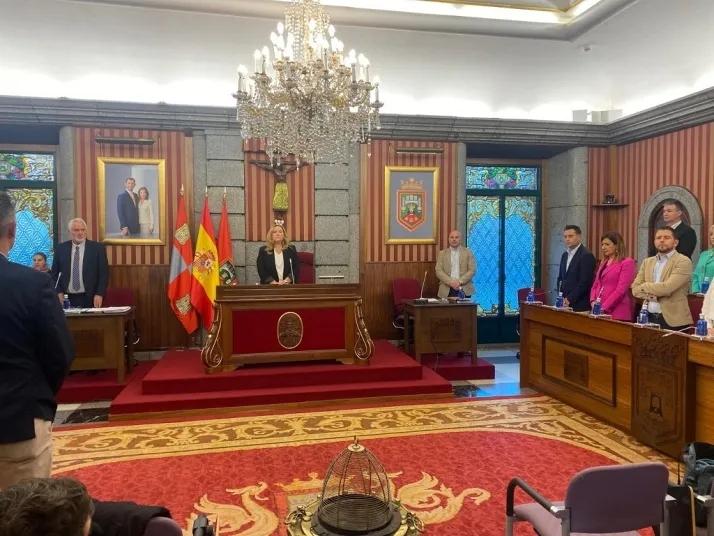 El dictamen de la Comisión de las gastronetas lleva la polémica al Pleno