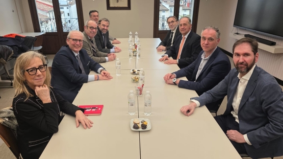 FAE Burgos comparte experiencias con el tejido empresarial de La Rioja 