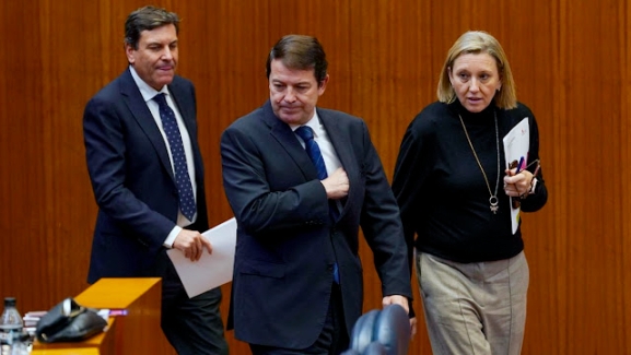 La trastienda/ PP: Unas listas cargadas de claves