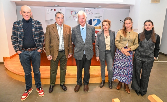 Médicos locales e internacionales abogan en Burgos por una cooperación más innovadora y comprometida