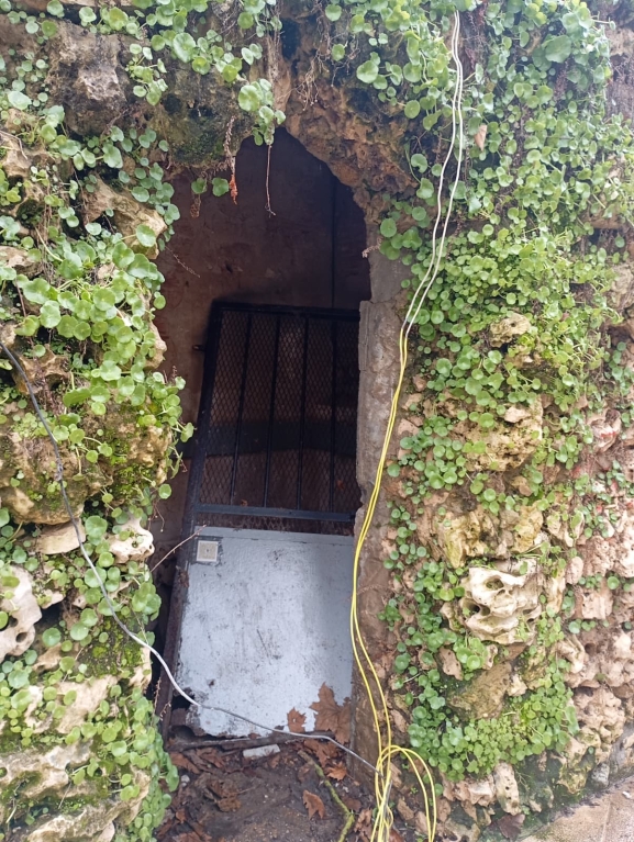 Vandalizan en el paseo de la Isla la caseta de la fuente 
