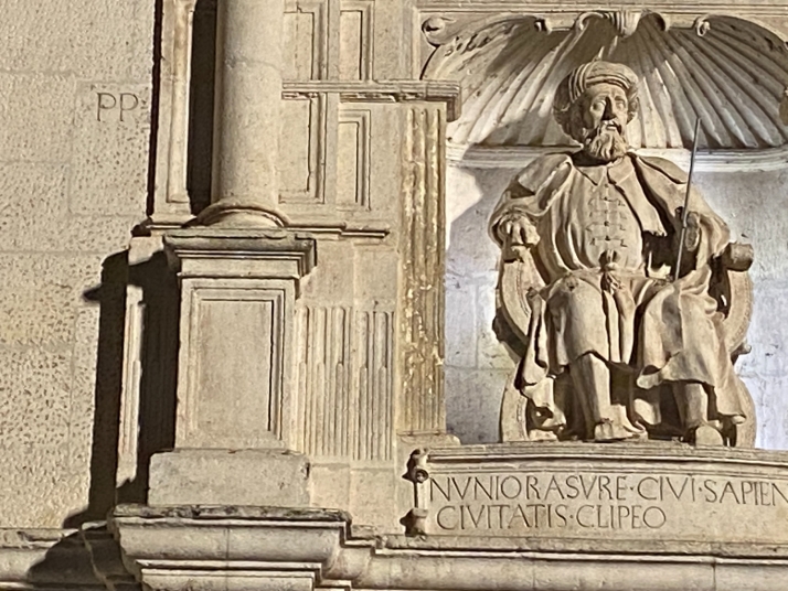 El PP también se anuncia en el Arco de Santa María de Burgos