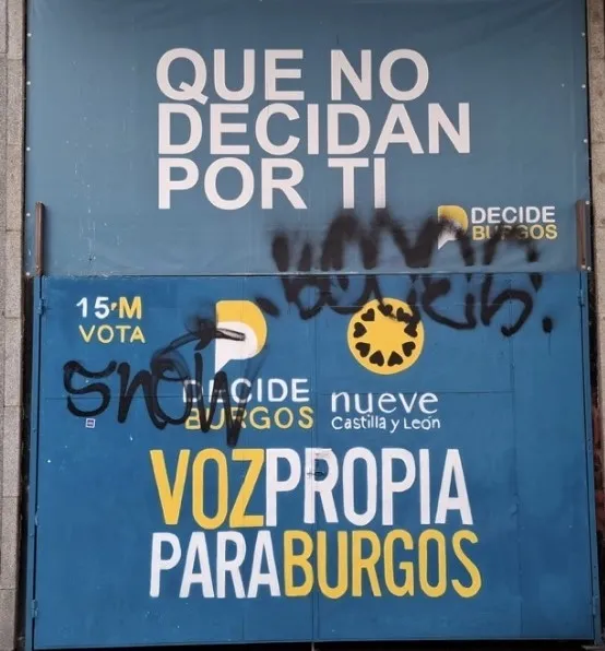 Vandalizan el mural electoral de Decide Burgos en Cardenal Segura