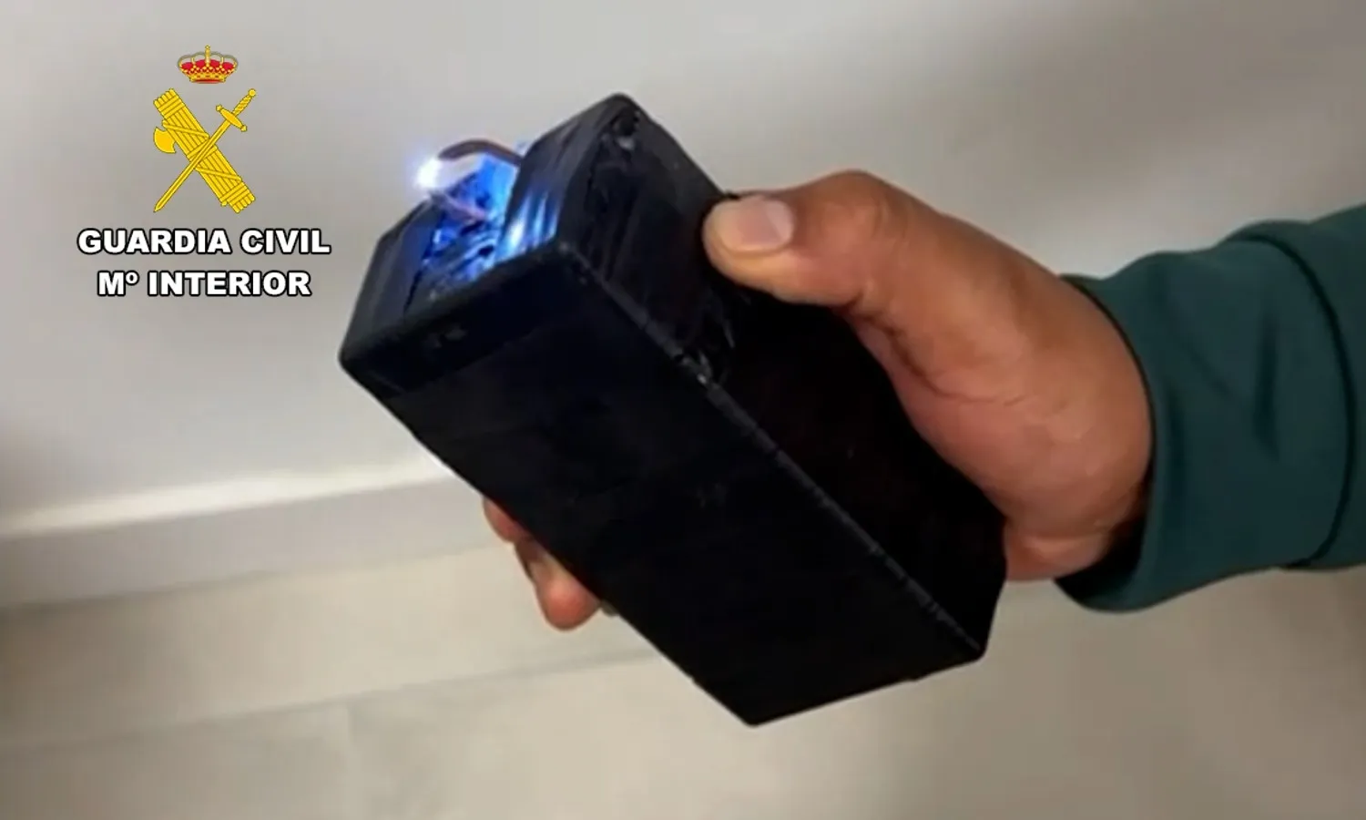 Detenido en Burgos tras una espectacular huida de madrugada con droga y un taser casero