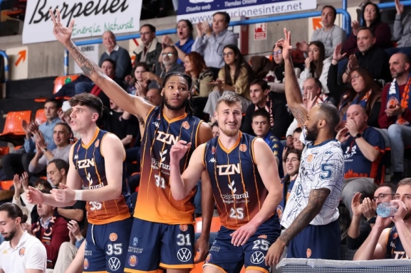 Grupo Ureta Tizona rompe su mala racha con una remontada ante Cantabria (86-77)