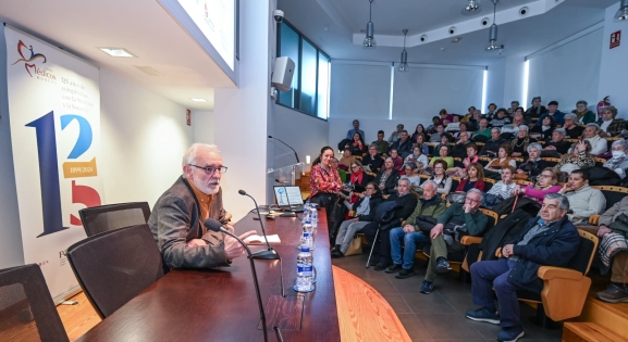 La neuróloga Sara Ortega asegura en Burgos que hasta el 40% de los casos de Alzheimer se podrían prevenir