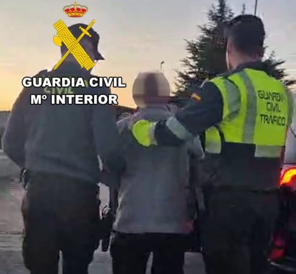 Detienen a un conductor francés por superar cuatro veces la tasa de alcohol permitida