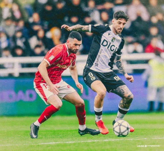 Gran victoria del Burgos CF frente al Sporting de Gijón (1-0)