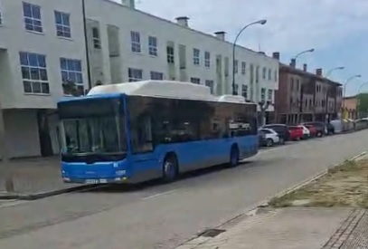 Burgos recupera las líneas 20 y 100 de autobús tras el incendio que arrasó media flota