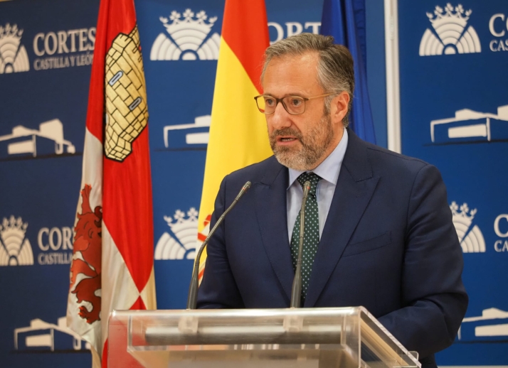 Exigencias de Vox para apoyar la investidura de Mañueco para la Junta de Castilla y León