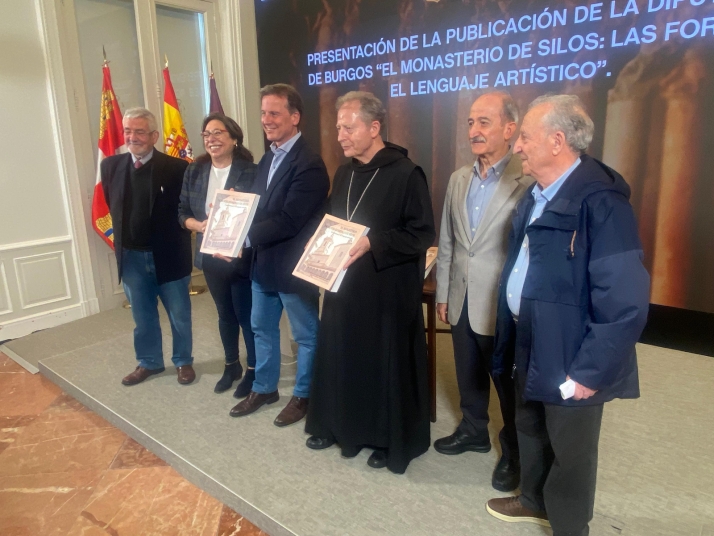 Una publicación única recorre cinco siglos de historia del monasterio de Santo Domingo de Silos
