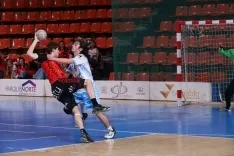 Victoria del Balonmano Burgos y a por el Play off ( 37-25)
