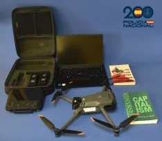 Recuperados un dron y un ordenador portátil después de la detención del presunto ladrón