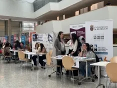 Más de 120 empresas se dan cita en la Feria de Empleo de la UBU, que refuerza el mensaje de que Burgos “necesita talento”