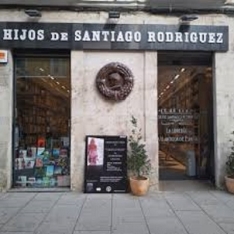 La librería burgalesa, Hijos de Santiago Rodríguez evita el cierre gracias a la solidaridad ciudadana