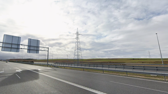 Seis heridos, entre ellos dos menores, en una colisión entre tres turismos en Villalbilla de Burgos