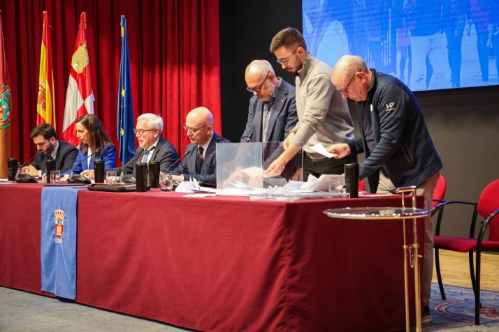La Universidad de Burgos continuará rigiéndose por los Estatutos de 2003