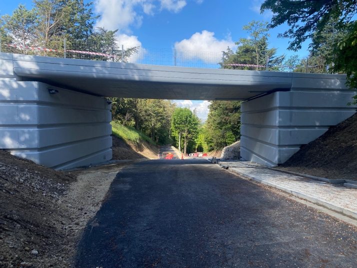 Burgos moderniza el acceso al Castillo con un puente completamente nuevo