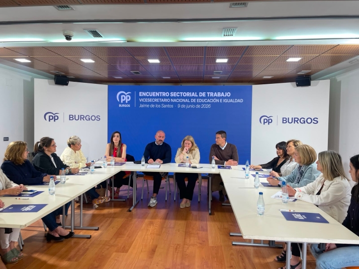 Jaime de los Santos acusa al Gobierno de vaciar de contenido las políticas de igualdad y reivindica el compromiso del PP con el feminismo