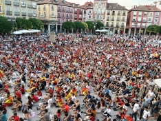 La pantalla gigante regresa a la Plaza Mayor para la semifinal entre España y Francia