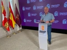 El PSOE acusa a la Diputación de incumplir su compromiso de convocar 20 plazas de bombero