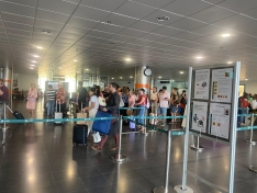 Indignación en la estación Rosa Manzano de Burgos por el retraso de más de dos horas de un tren con destino San Sebastián