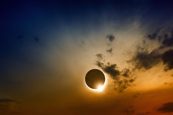 Valladolid mira al cielo: el eclipse solar de agosto, una oportunidad única para acercarse al astroturismo