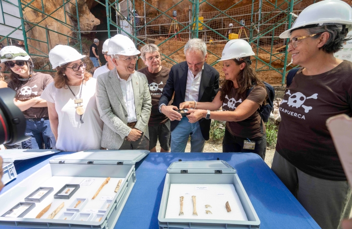Los yacimientos de Atapuerca hallan 24 nuevos fósiles de Homo antecessor
