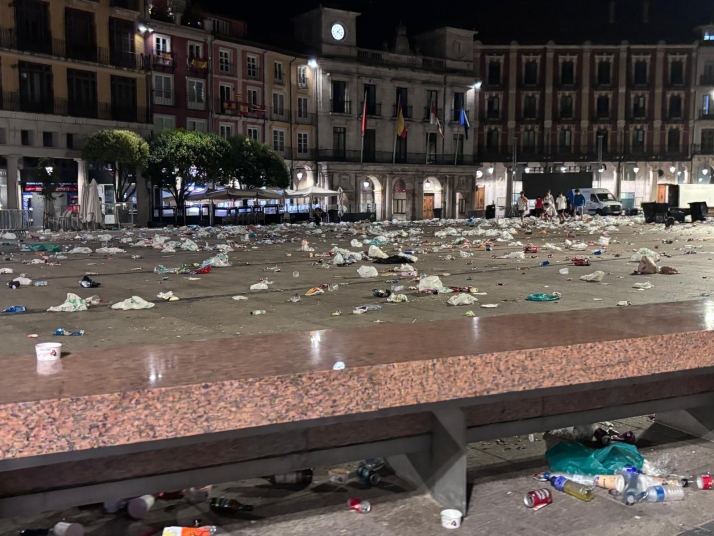 Un título para la historia y una imagen que vuelve a avergonzar a muchos vecinos