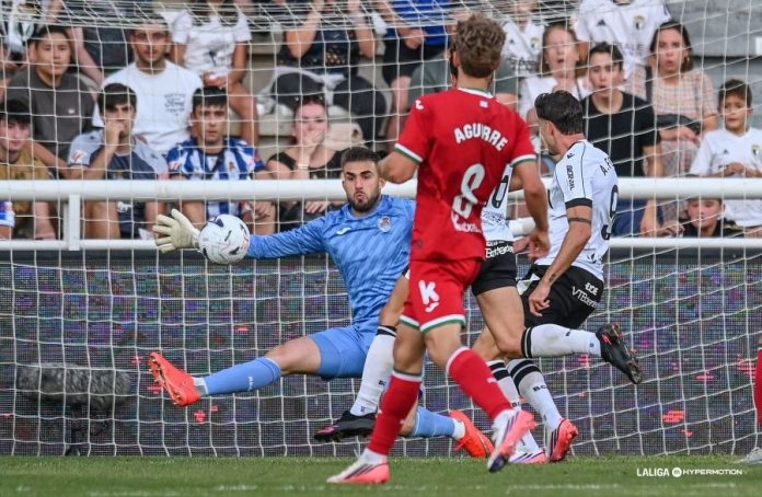 2-2 | Los desajustes defensivos castigan al Burgos CF ante la Real B