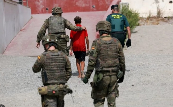 La Junta no asistirá a la Conferencia Sectorial de Infancia y pide  el retorno de los menores a Marruecos desde Ceuta