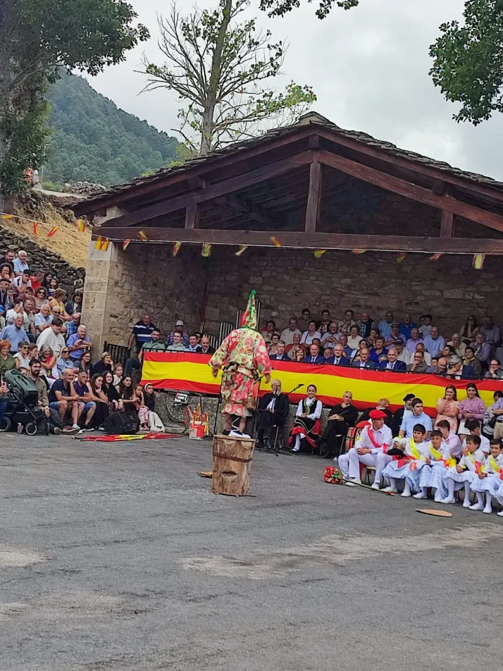GALER&Iacute;A | La Romer&iacute;a de Las Nieves re&uacute;ne a cientos de personas en Las Machorras