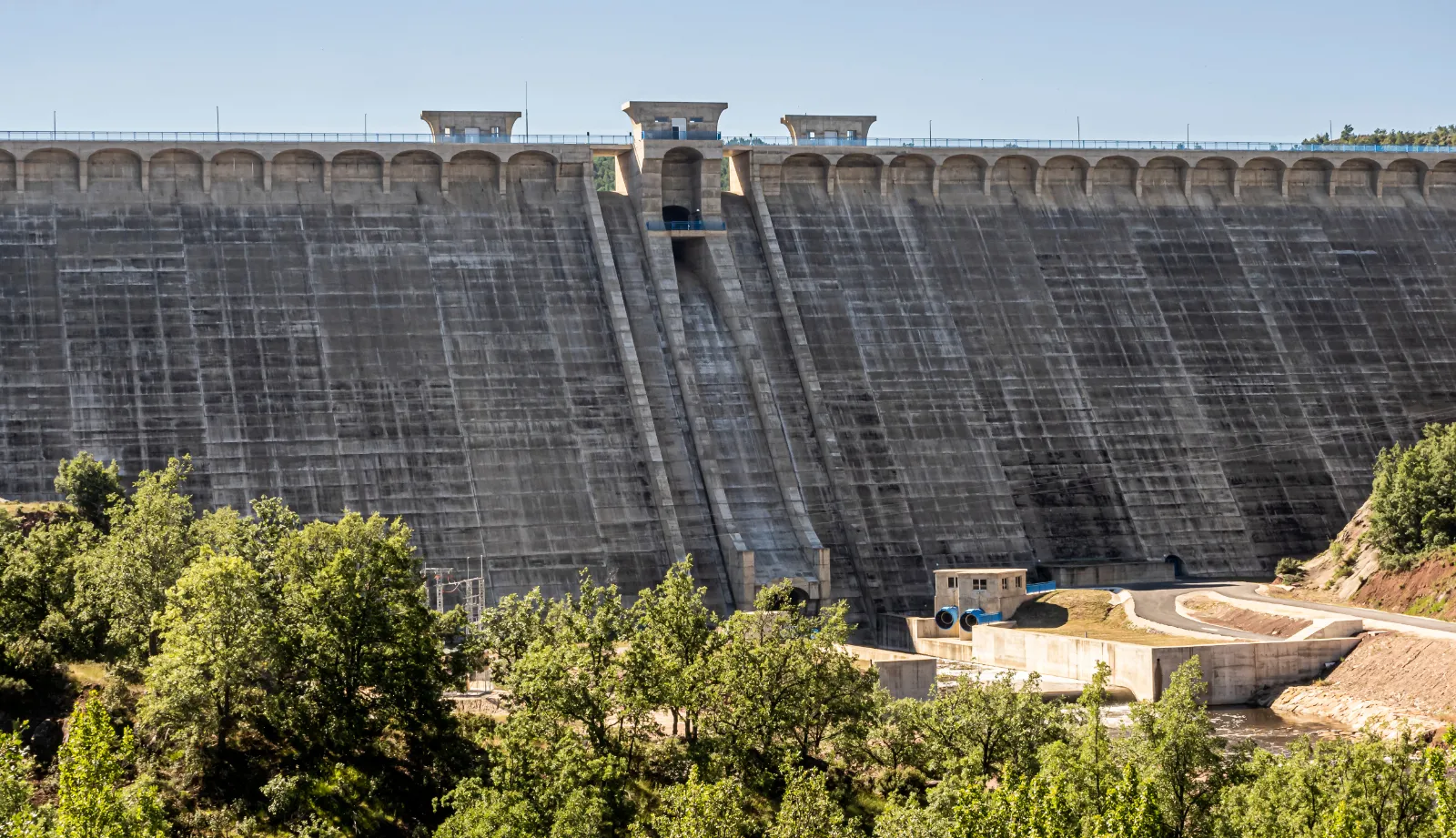 El embalse de Castrovido avanza en su puesta en carga tras alcanzar en junio su cota máxima
