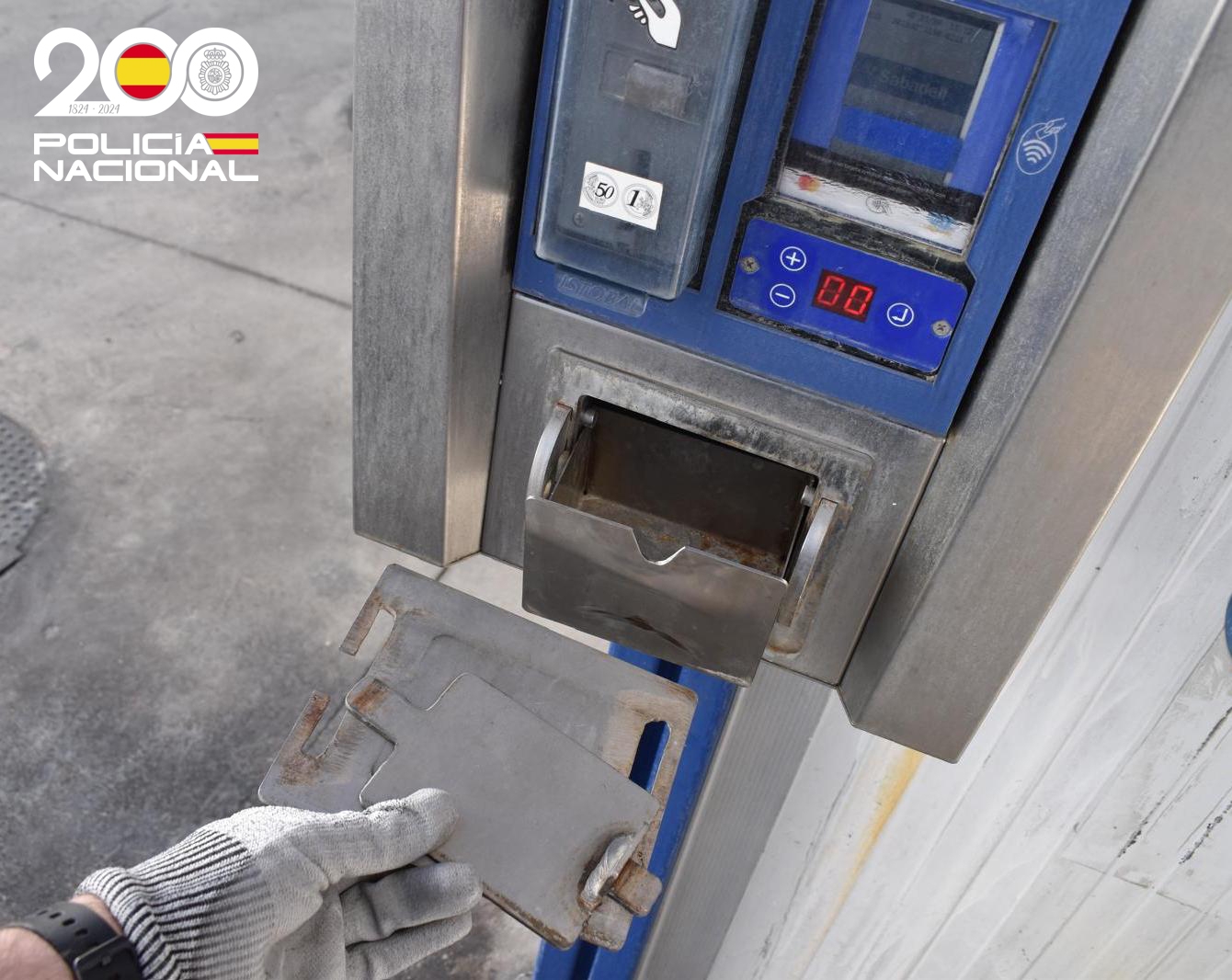 Detenido en Miranda por robar en las máquinas de lavado de una gasolinera durante la madrugada