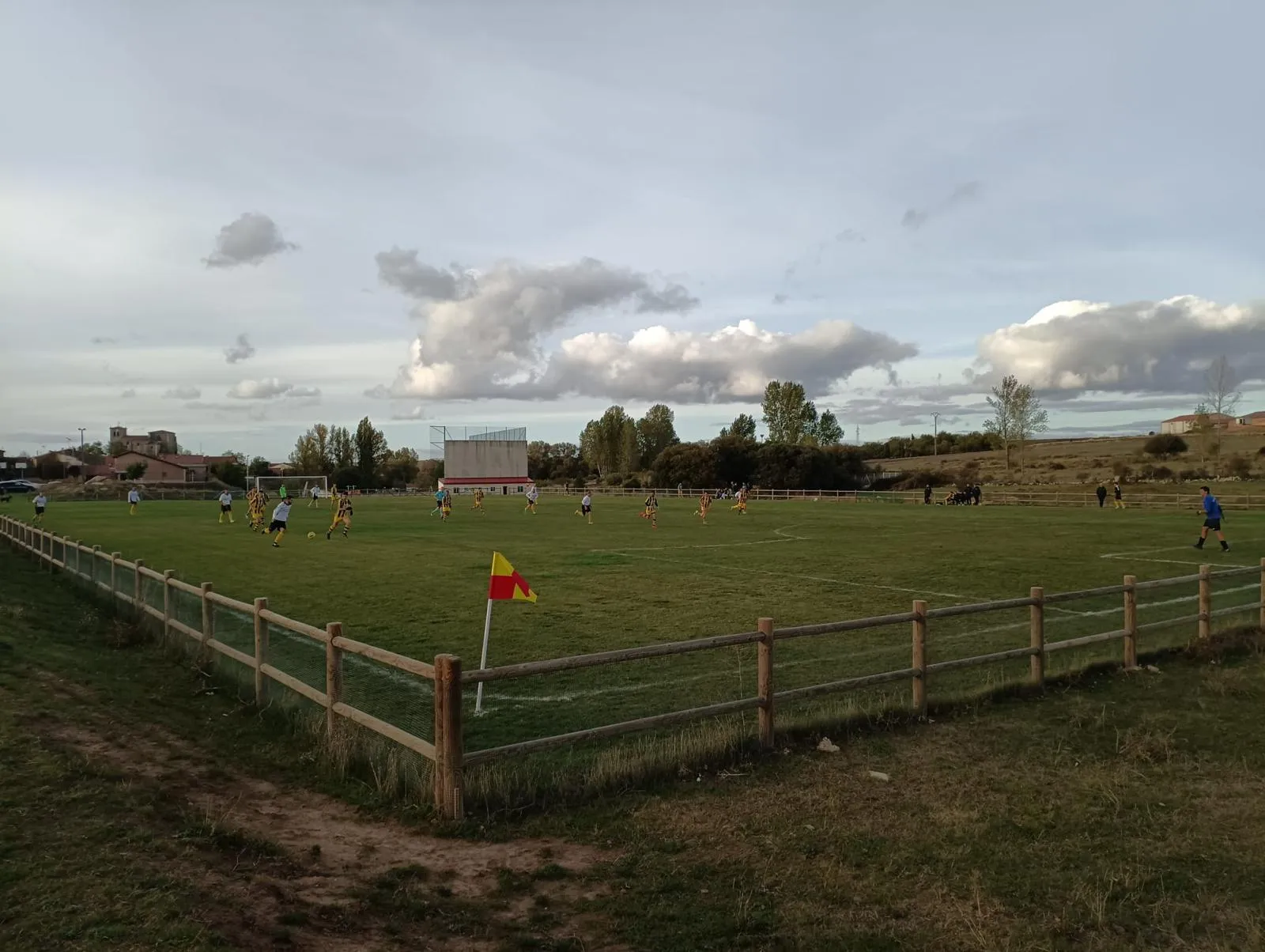 El Trofeo de Fútbol Diputación de Burgos echa a rodar con 74 equipos y un nuevo formato
