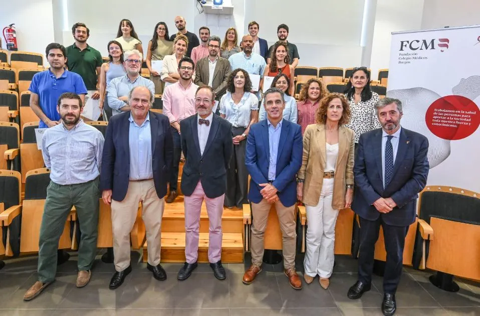 El Colegio de Médicos de Burgos premia la excelencia investigadora
