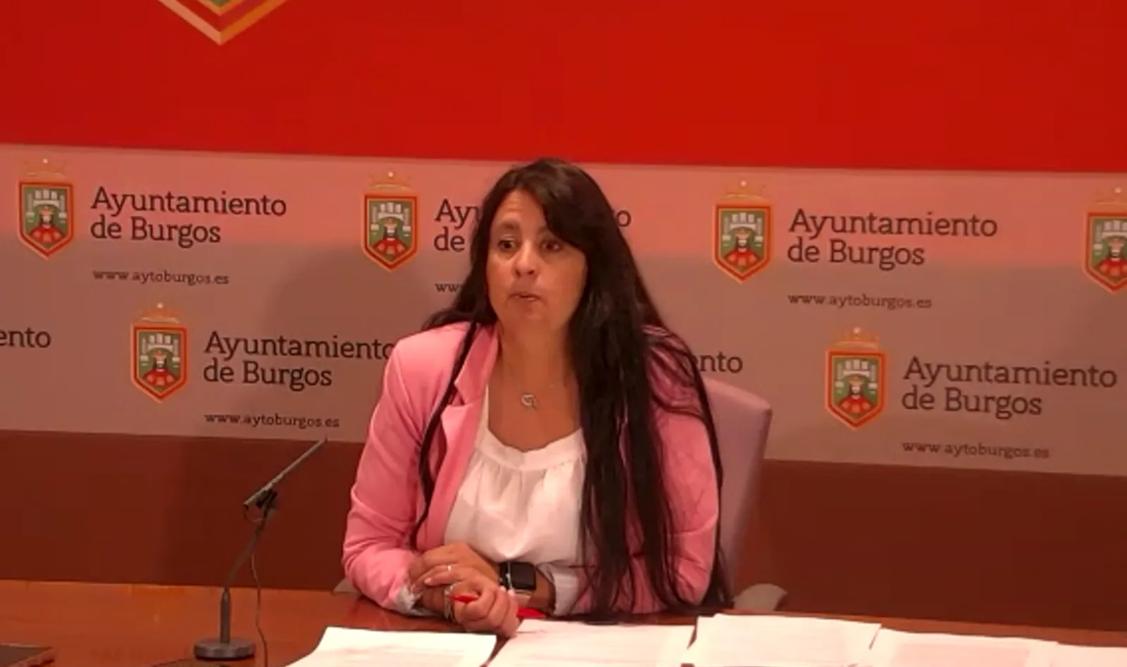El PSOE denuncia que el 14% de las quejas ciudadanas se queda sin respuesta y critica la reforma de los distritos