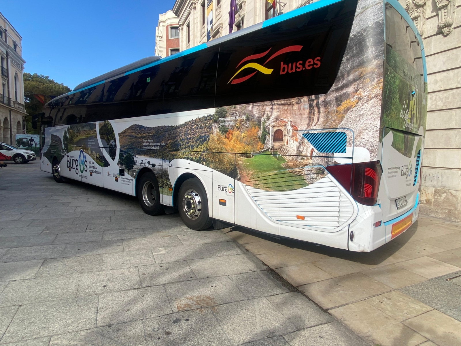 El turismo de la provincia de Burgos presente en varios autocares que cubren rutas nacionales
