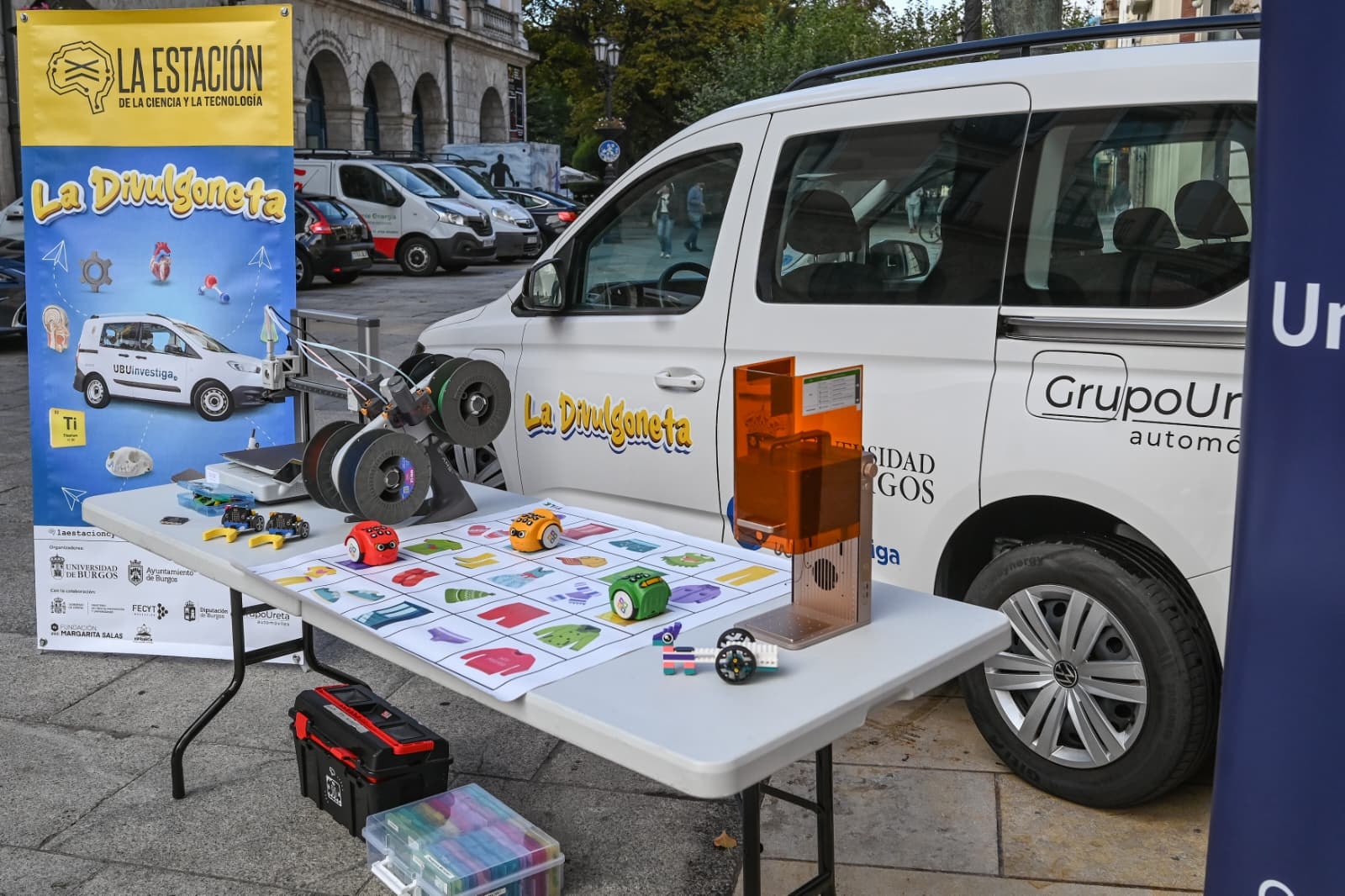 ‘La Divulgoneta’ vuelve a los pueblos de Burgos con actividades para adultos y extraescolares flexibles