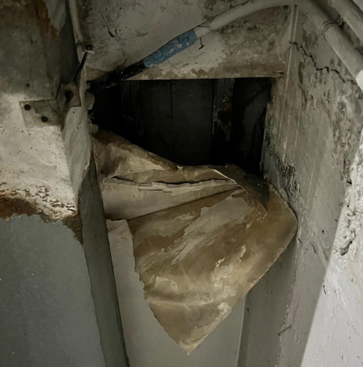 Los vecinos de Los Pisones alertan de hundimientos y grietas en sus viviendas | Imagen 3