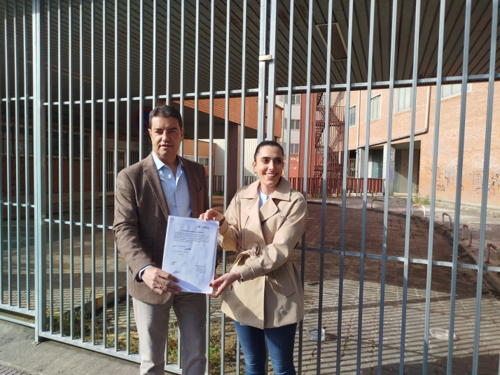 El PP lleva al Congreso la cesi&oacute;n del antiguo Centro de Especialidades para vivienda colaborativa | Imagen 1