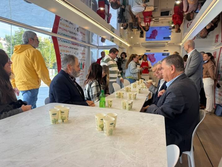 Burgos se suma a la campa&ntilde;a &lsquo;Cambia el fitro&rsquo; para derribar prejuicios sobre la discapacidad | Imagen 1